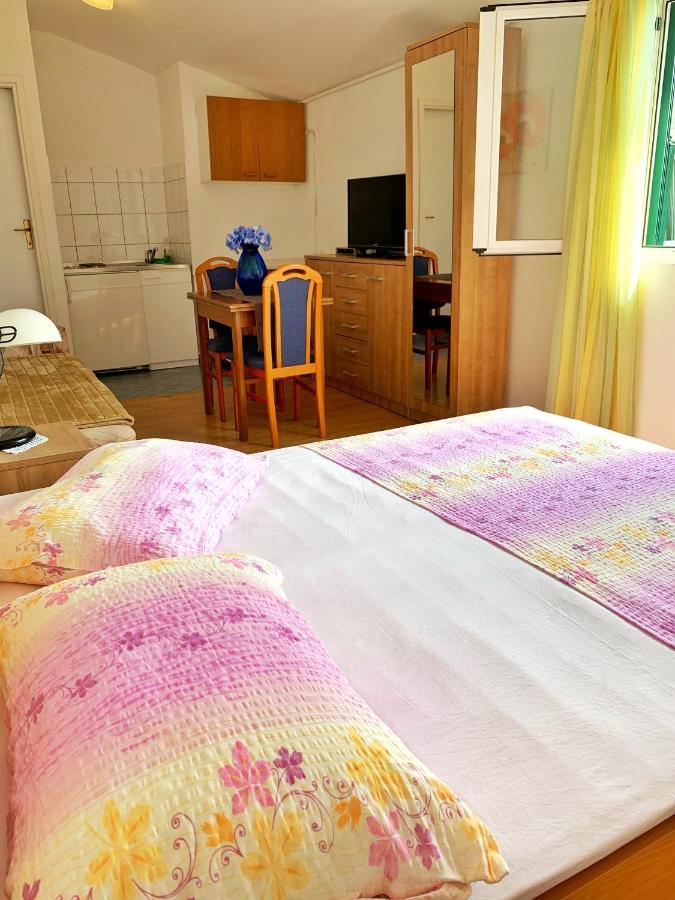 Apartments Villa Antony 2 Дрвеник Экстерьер фото